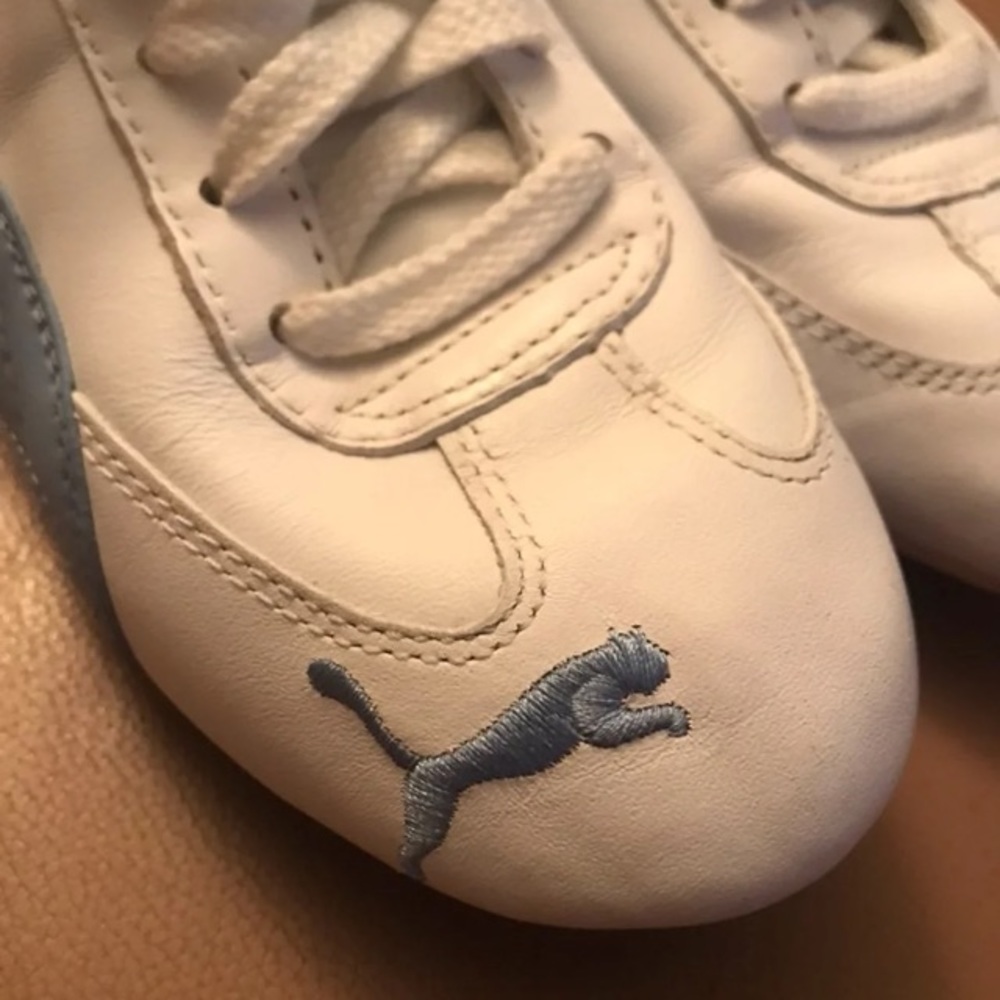 Puma blue/white sneakers